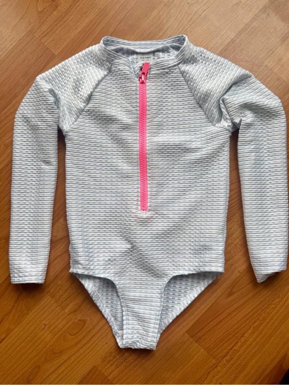 Old Navy White Textured Long-Sleeve One-Piece Swimsuit with Pink Front Zip